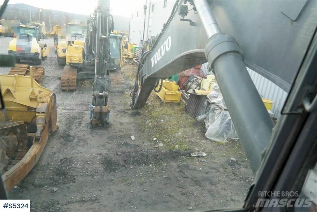 Volvo EC460BLC Bandgrävare