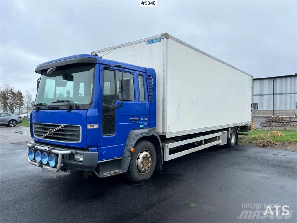 Volvo FL6 4X2 Skåpbilar