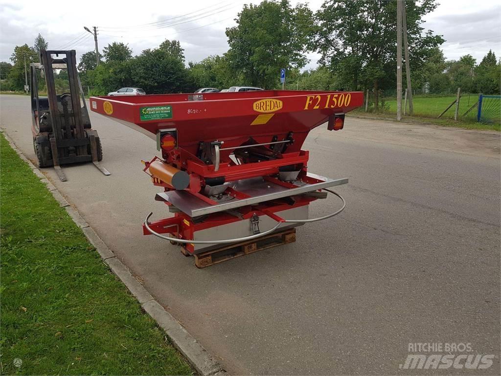 Bredal F2 1500 Mineralgödselspridare