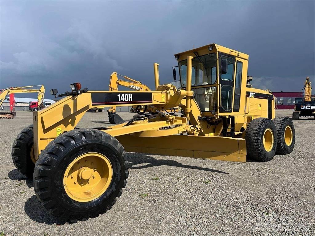CAT 140 H Väghyvlar