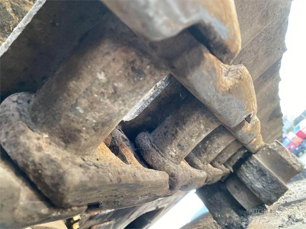 CAT 323 DLN Bandgrävare