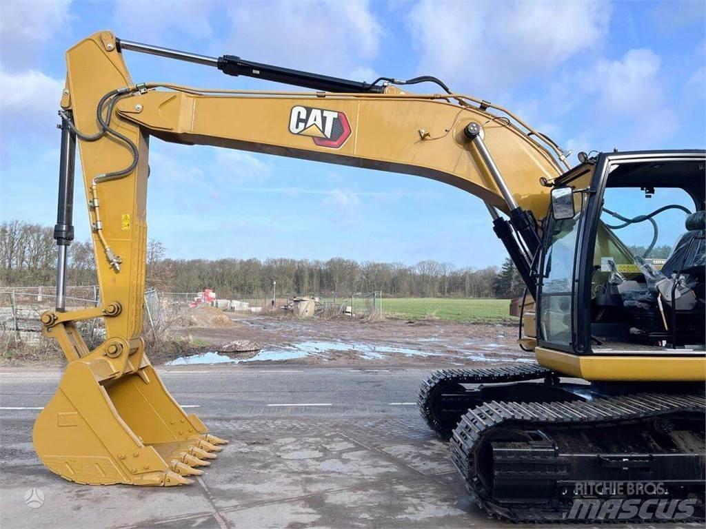 CAT 323D3 Bandgrävare