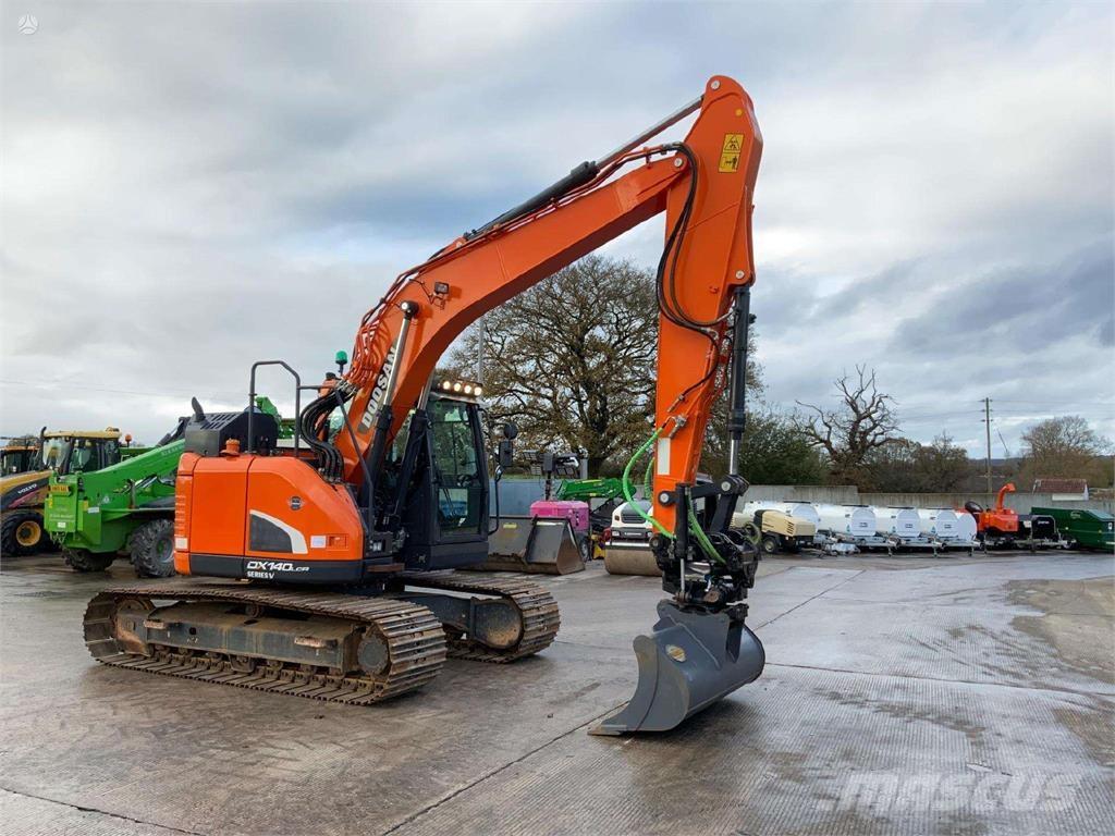 Doosan DX140 LCR Bandgrävare