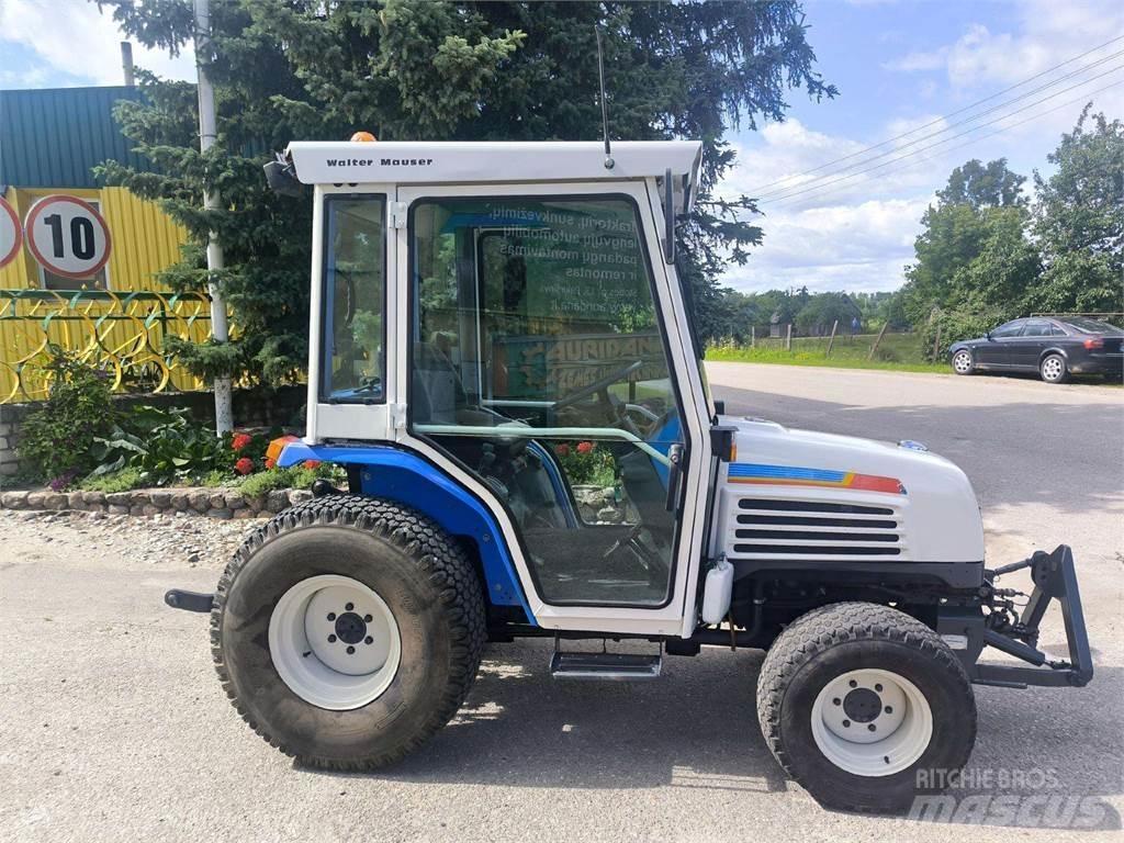 Iseki 325 Traktorer