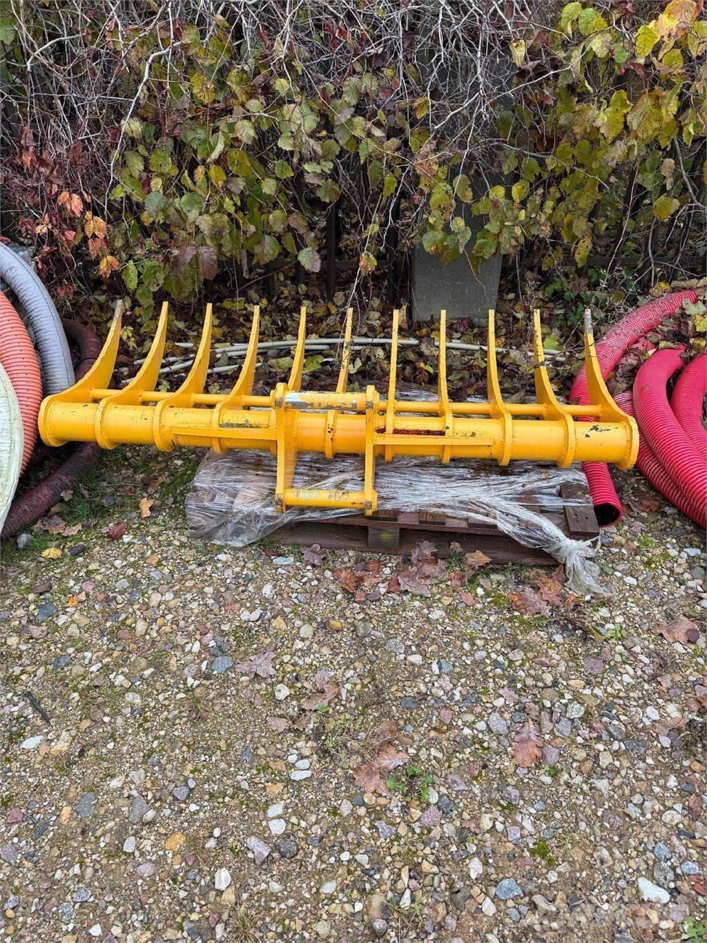 JCB JS145LR Bandgrävare