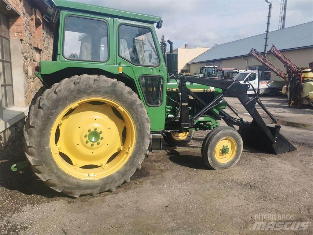 John Deere 2030 Traktorer
