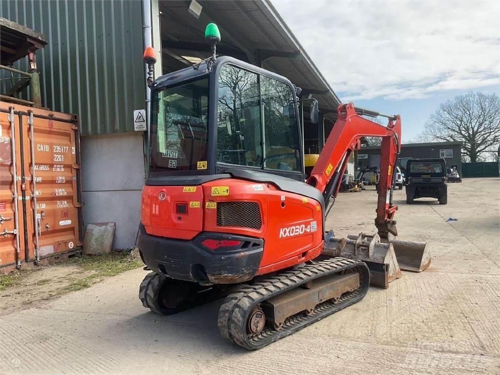 Kubota KX030-4 Minigrävare < 7t