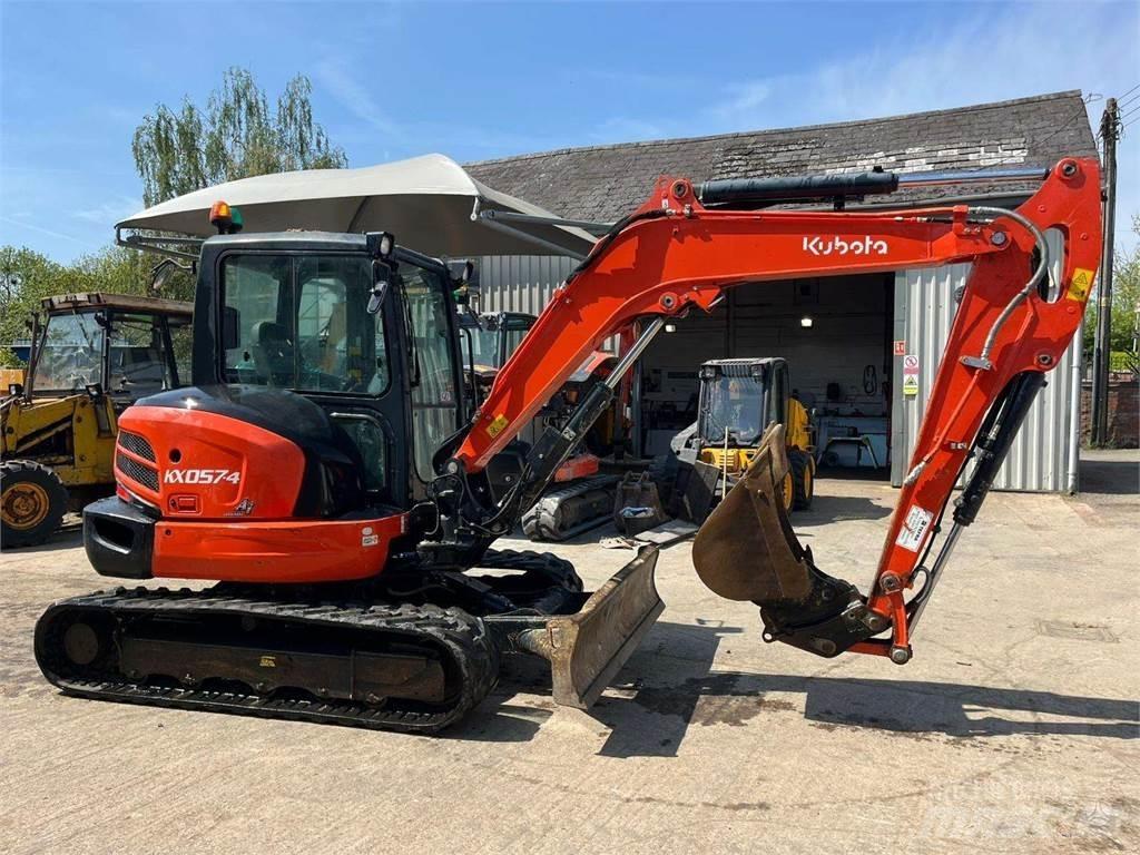 Kubota KX057-4 Bandgrävare