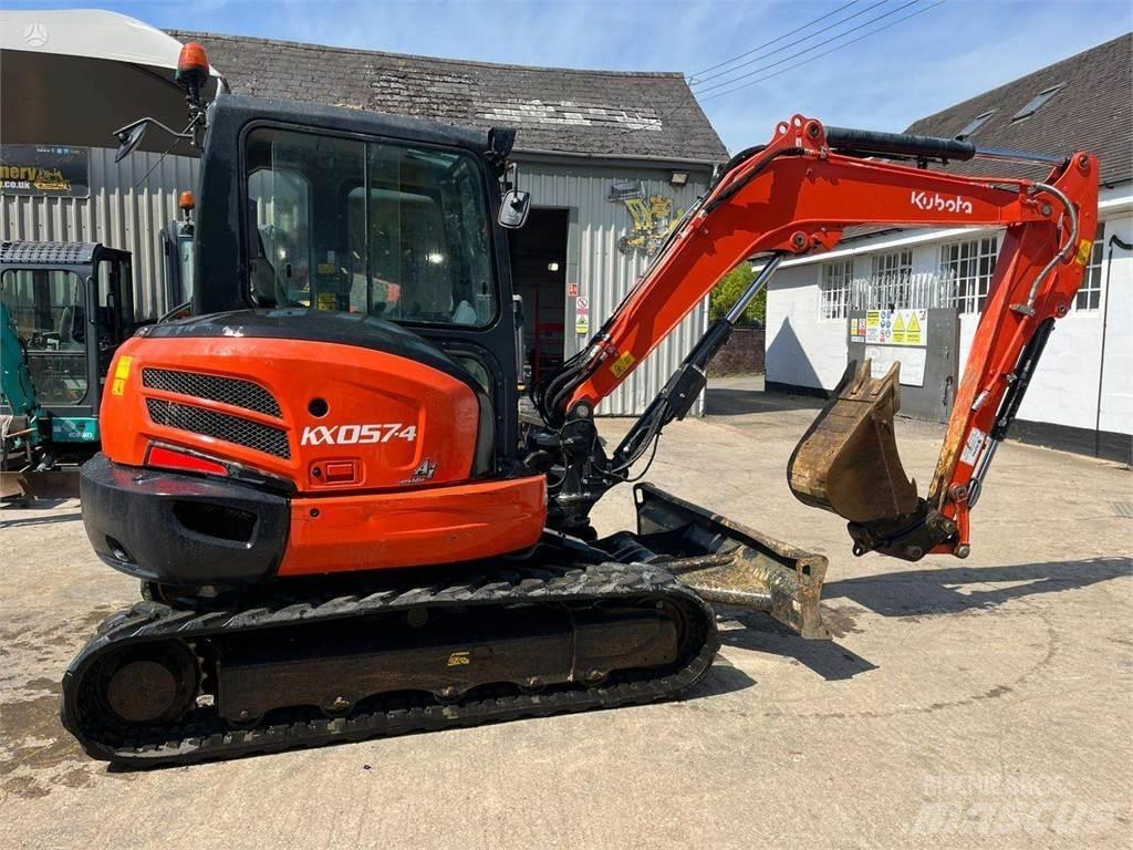Kubota KX057-4 Bandgrävare