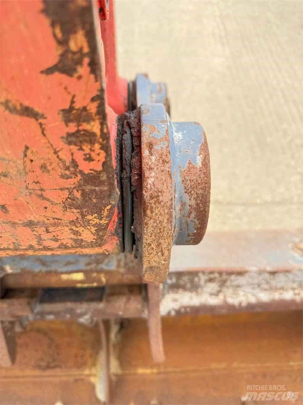 Kubota KX080-4 Bandgrävare
