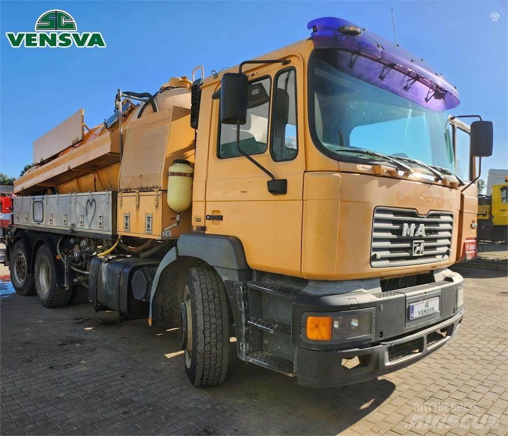 MAN FE 26T 6x2 Slamsugningsbil