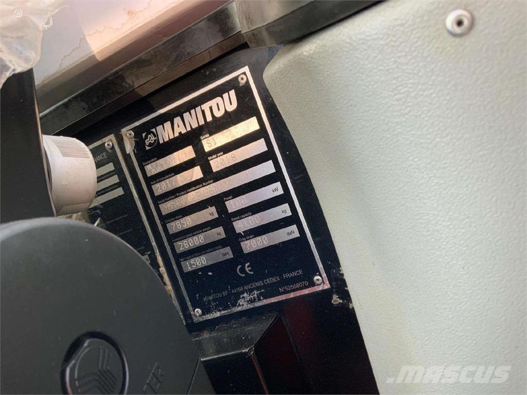 Manitou MLT741 Frontlastare och grävare