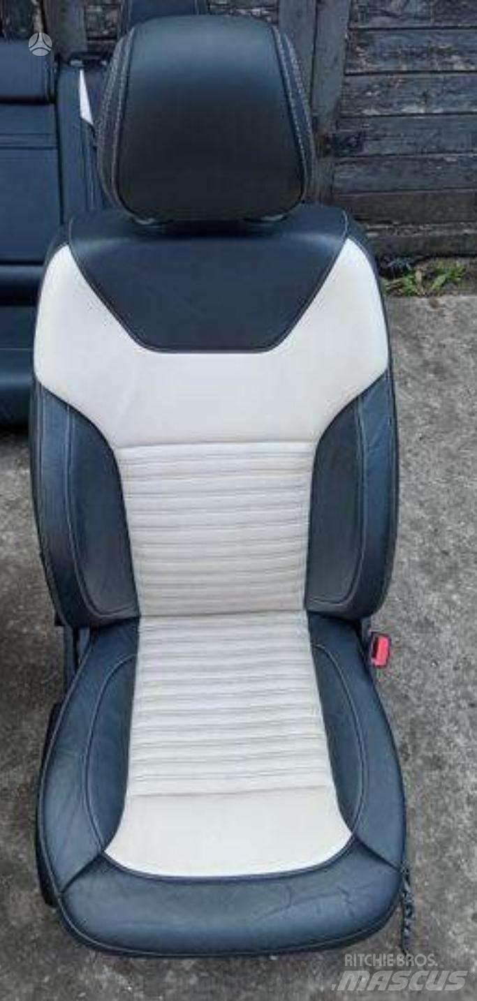 Mercedes-Benz  Entreprenad - Övrigt