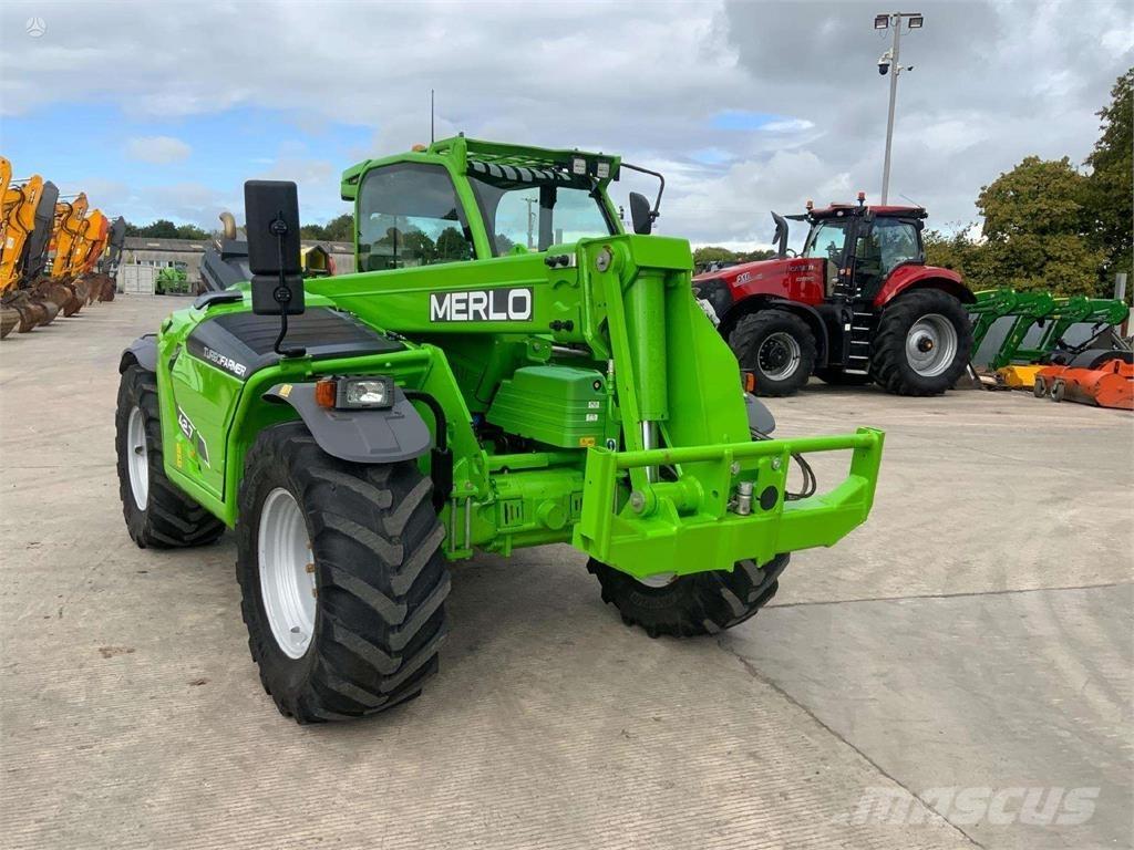 Merlo TF42.7 Frontlastare och grävare