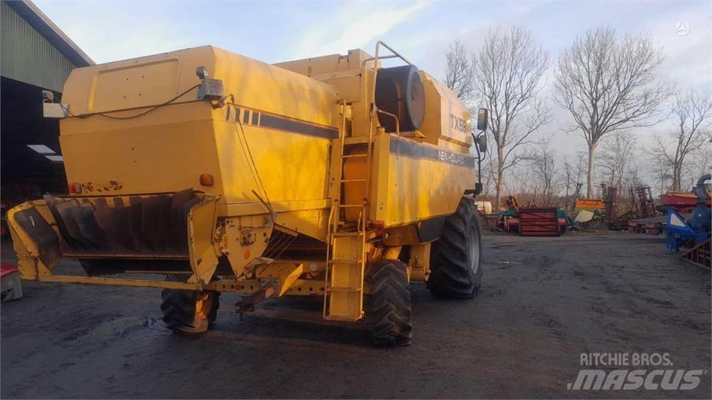 New Holland TX 66 Skördetröskor