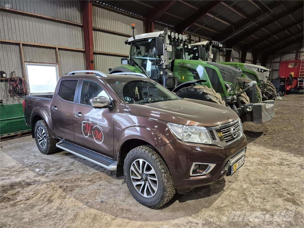 Nissan  Personbilar