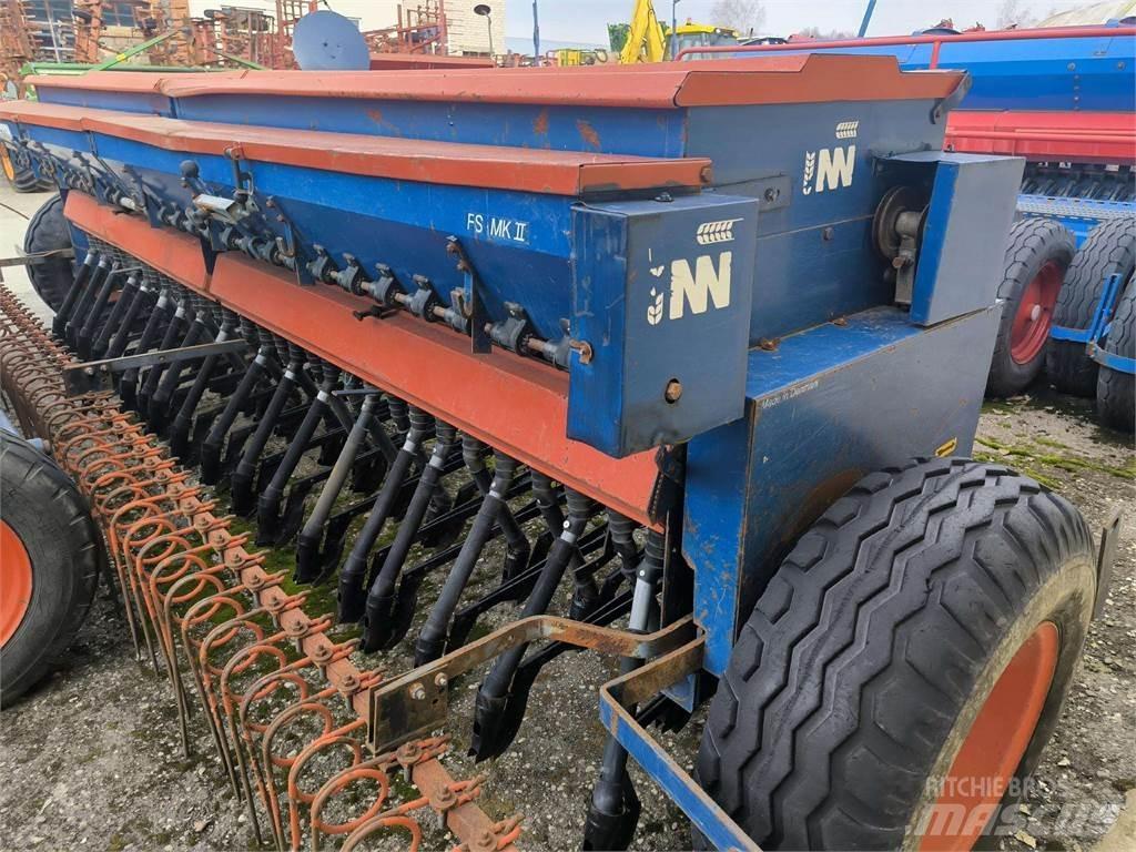 Nordsten CLF 400 Såmaskiner