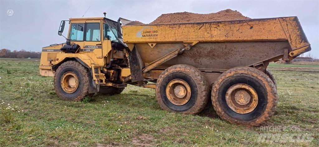 Volvo A25C Midjestyrd dumper