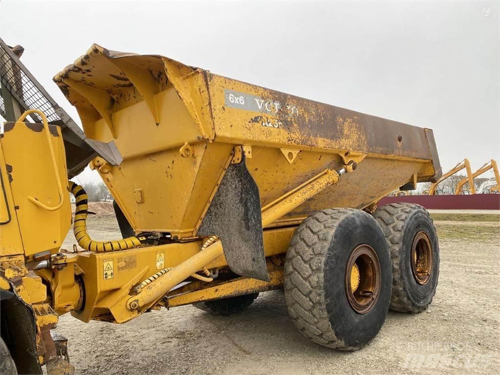 Volvo A25C , Nr.6 Midjestyrd dumper