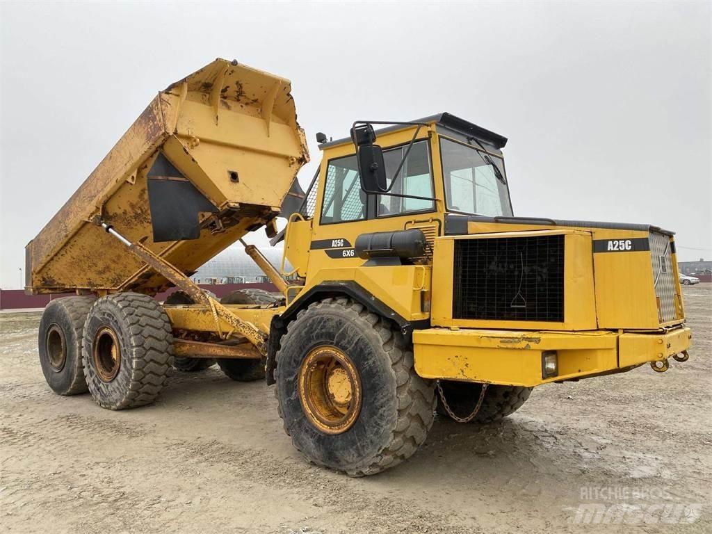 Volvo A25C , Nr.7 Midjestyrd dumper