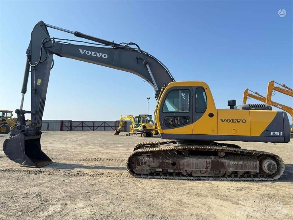 Volvo EC 240 LC Bandgrävare
