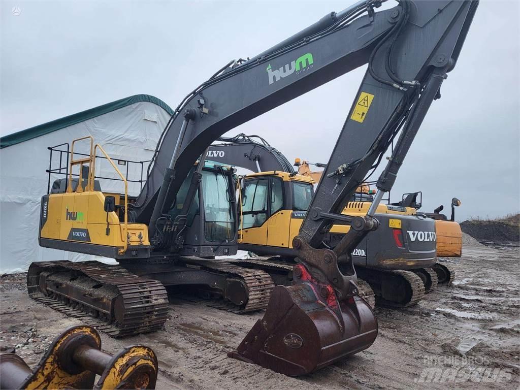 Volvo EC220E Bandgrävare