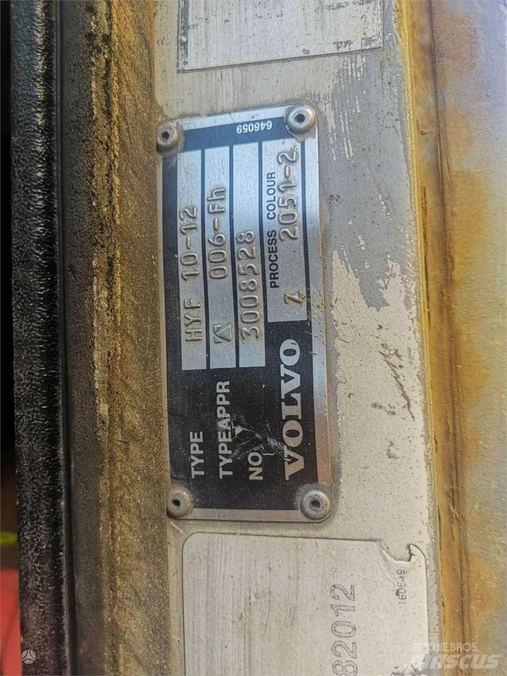 Volvo F12 Övriga bilar