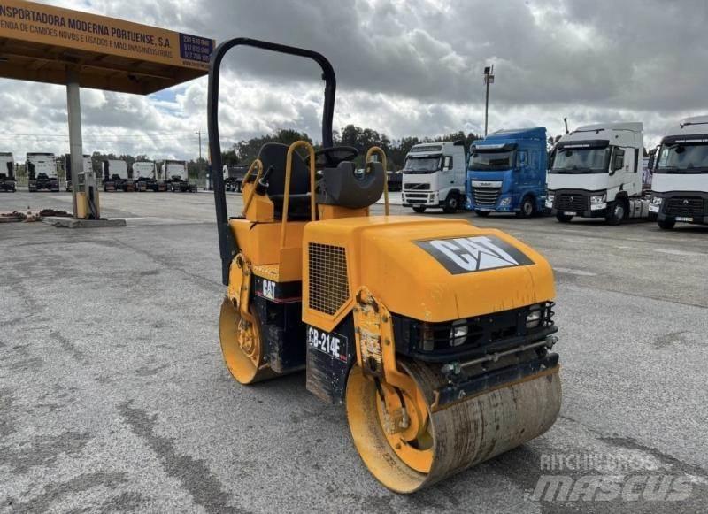 CAT CB214E Jordkompaktorer