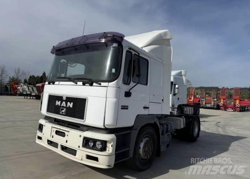MAN 19.403 Dragbilar