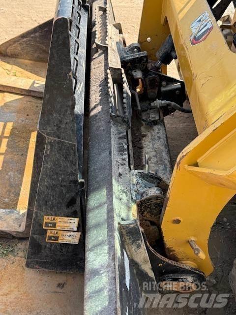 CAT 259D3 Kompaktlastare