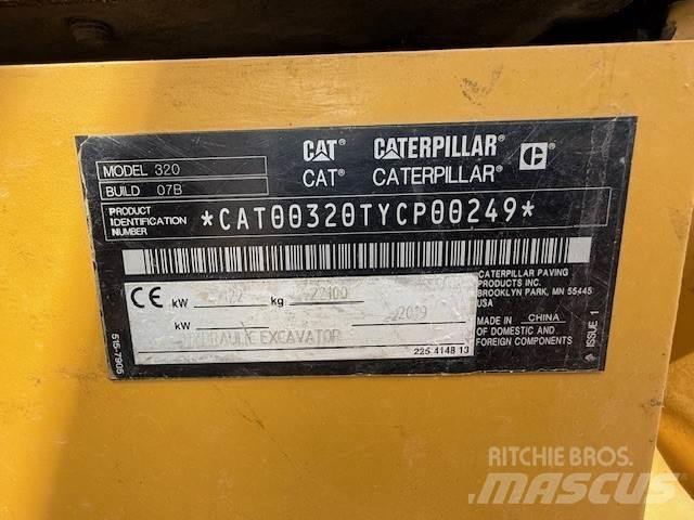 CAT 320 Bandgrävare