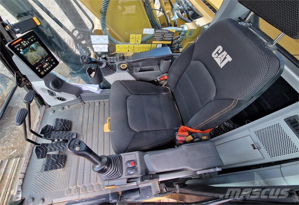 CAT 320 Bandgrävare