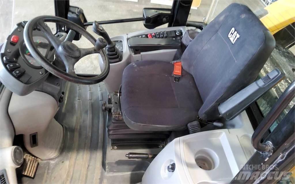 CAT 906M Hjullastare