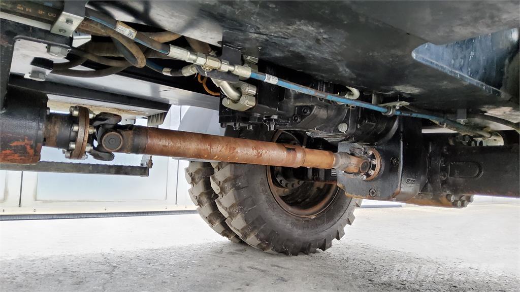 CAT M318-07E Hjulgrävare