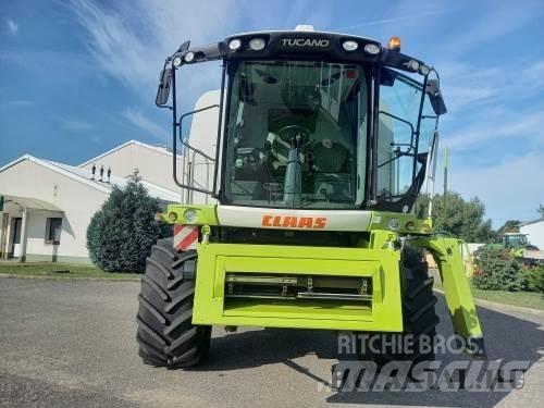 CLAAS Tucano 440 Skördetröskor