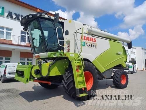 CLAAS Tucano 440 Skördetröskor