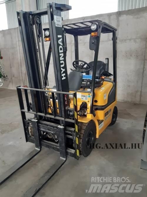Hyundai 15L-7M Lantbruk - Övrigt