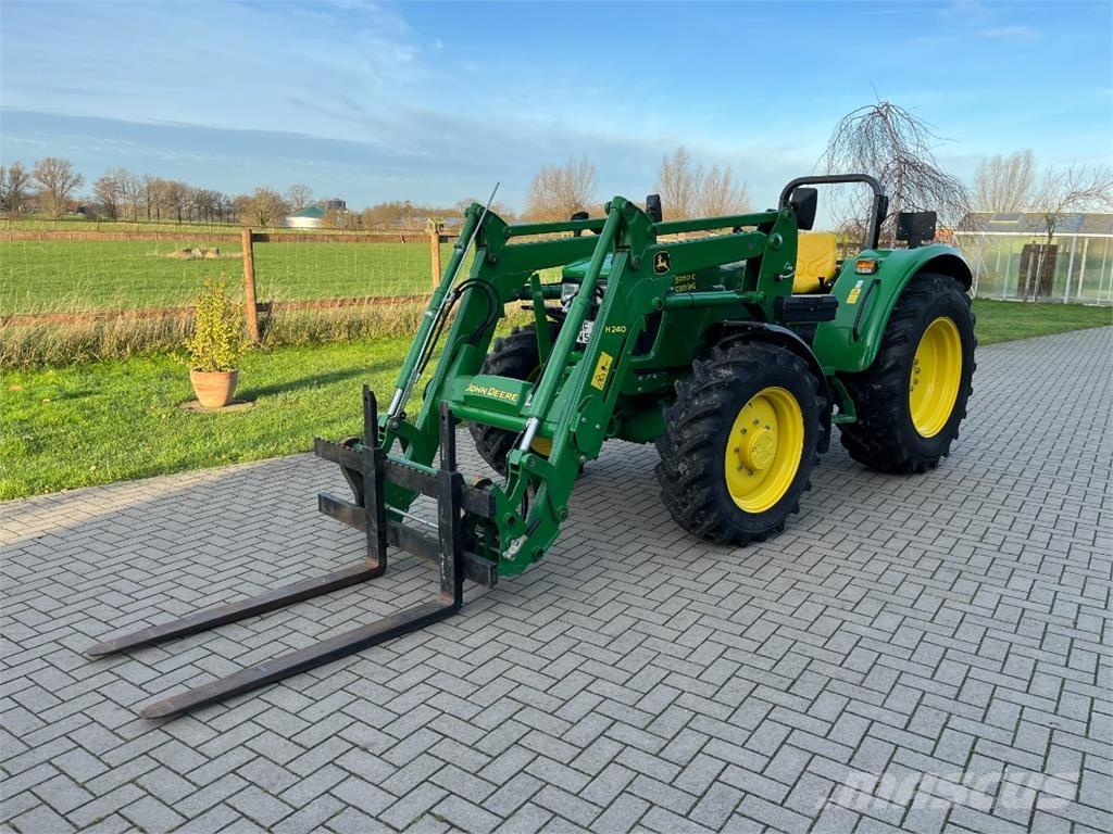 John Deere 5050E Traktorer