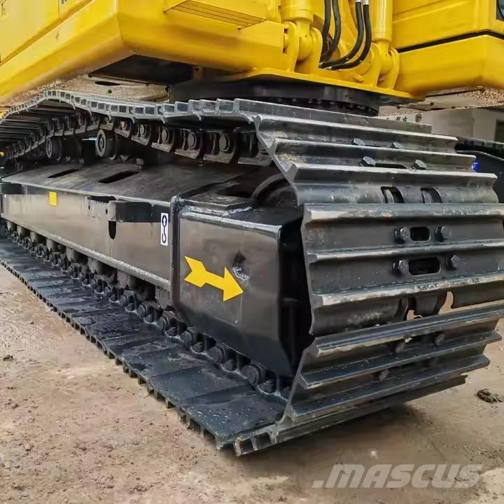 Komatsu PC220-8 Bandgrävare