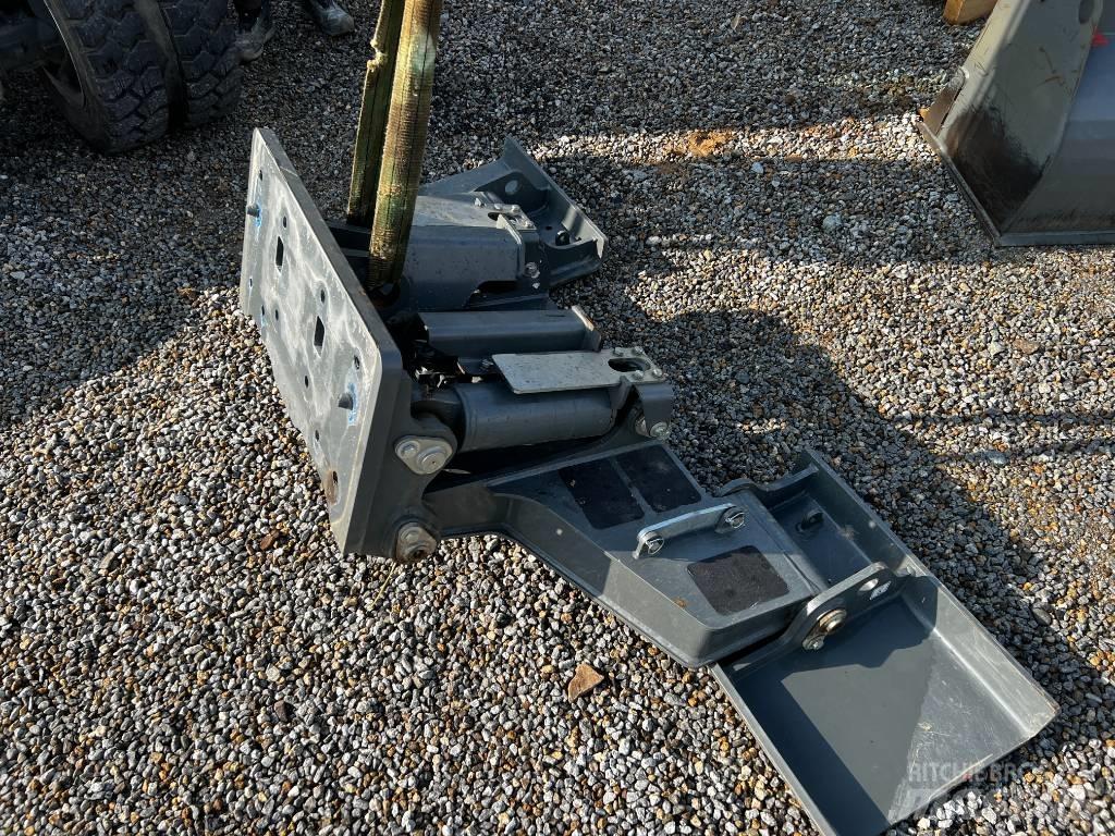Wacker Neuson EW 65 Chassi och upphängning
