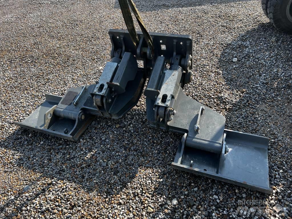 Wacker Neuson EW 65 Chassi och upphängning