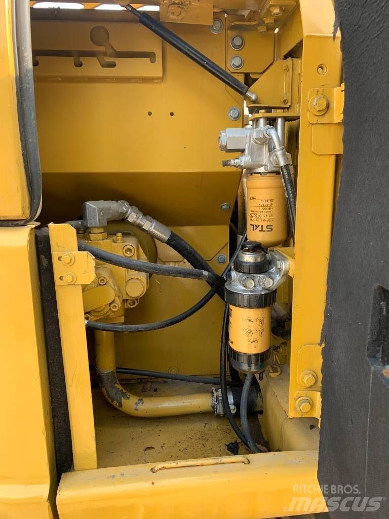 CAT 307D Bandgrävare