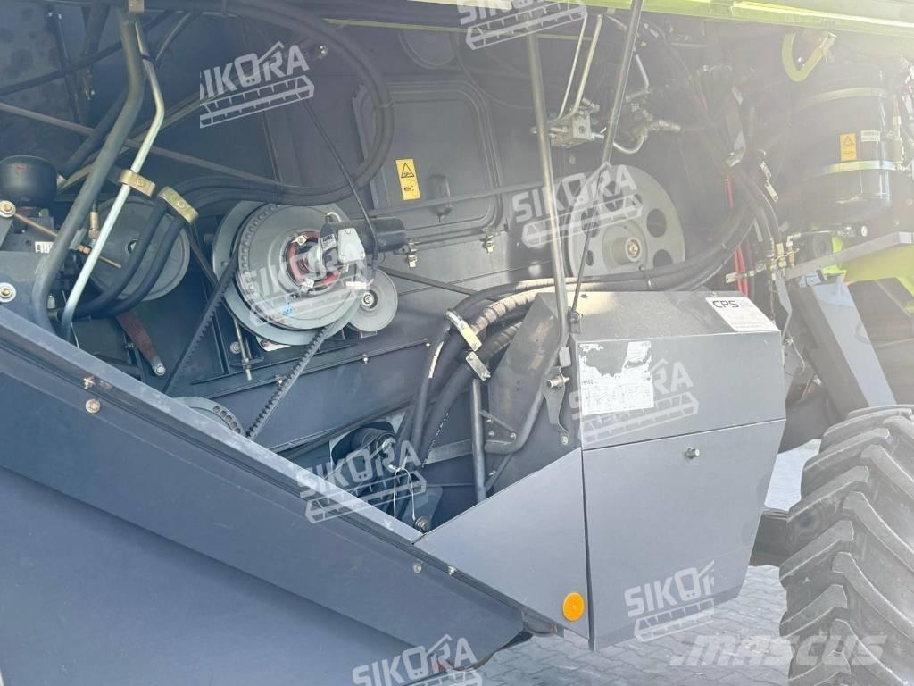 CLAAS Tucano 340 Skördetröskor