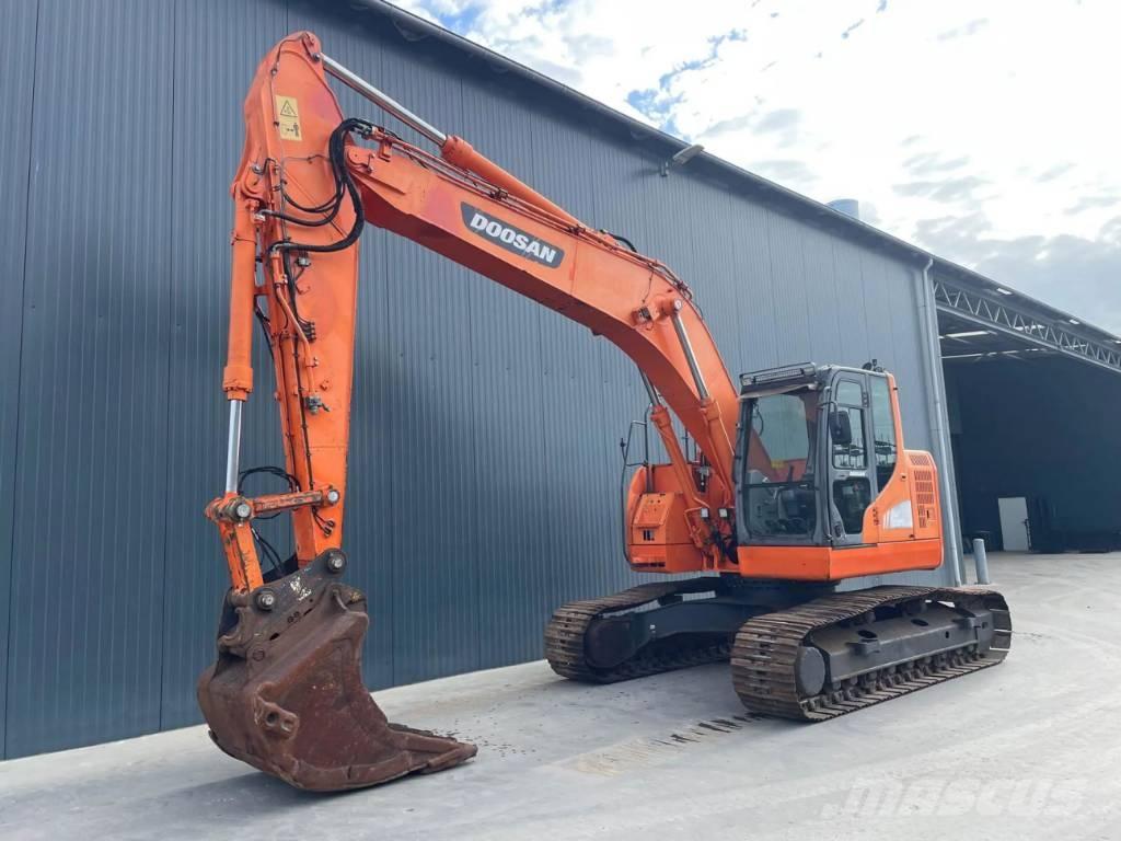 Doosan DX235LCR Bandgrävare