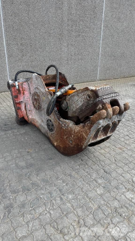 NPK G 18 J Krossar för Entreprenad