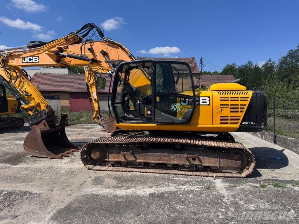 JCB JS 210 LC Bandgrävare