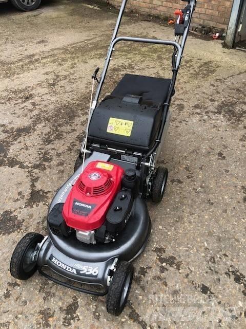 Honda HRH536HX Gågräsklippare