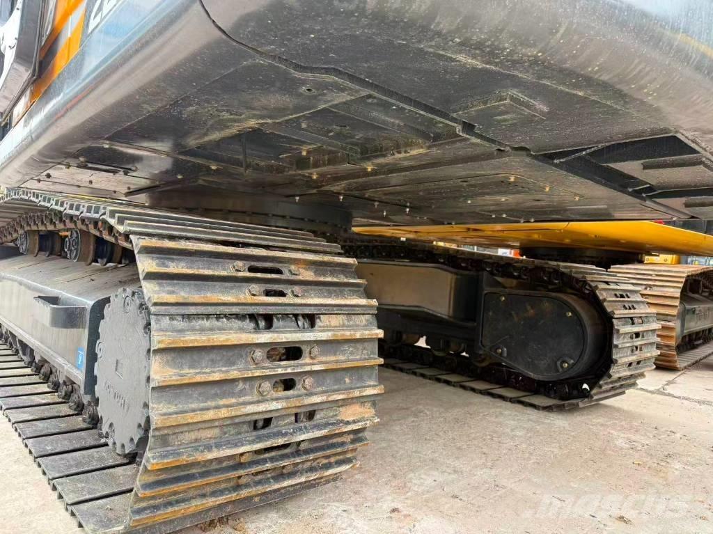 Hyundai R220LC-9S Midigrävmaskiner 7t - 12t