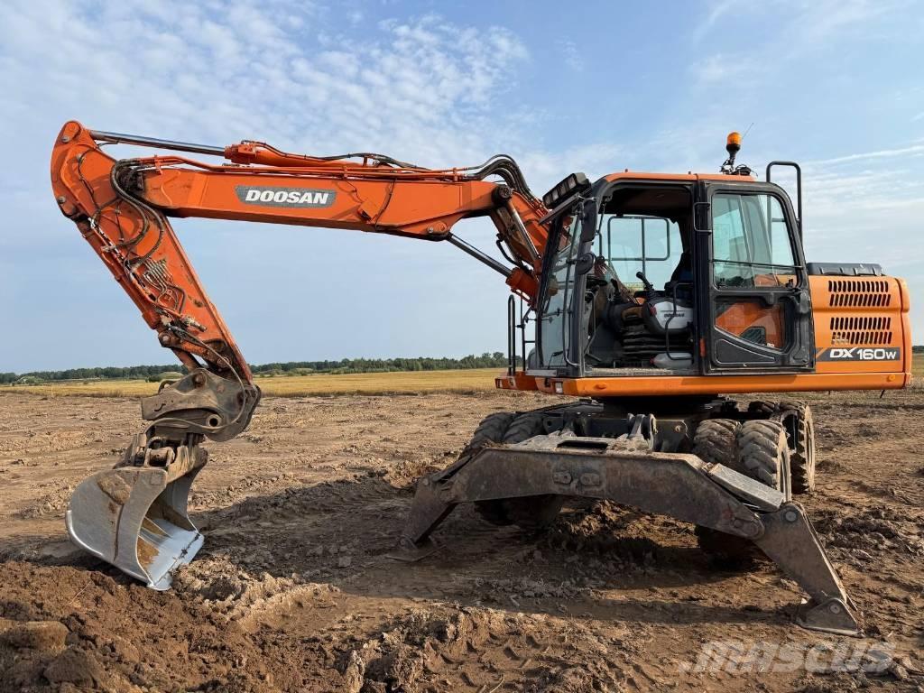 Doosan DX 160 W-3 Hjulgrävare