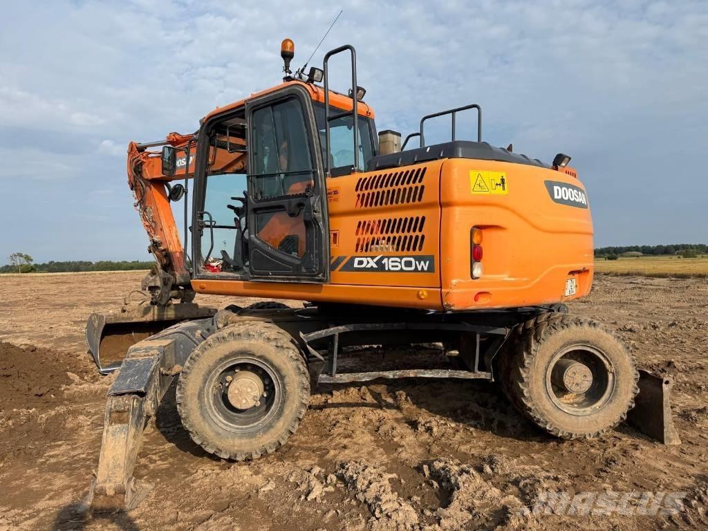 Doosan DX 160 W-3 Hjulgrävare